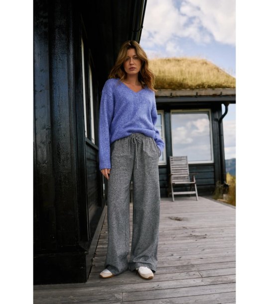 Дамски памучен панталон в сиво снимка