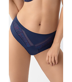 Тъмносини бикини бразилиана Astrid снимка