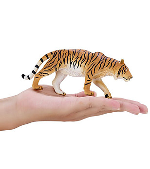 Фигурка Тигър на лов снимка