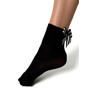 Черни дамски чорапи FIOCCO RIGHE с панделки снимка