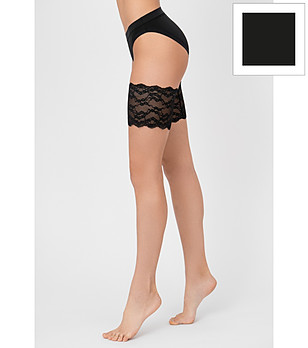 Черни дантелени ленти за бедра снимка