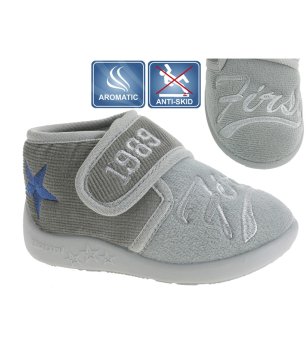 Бебешки сиви пантофи за момче с велкро снимка