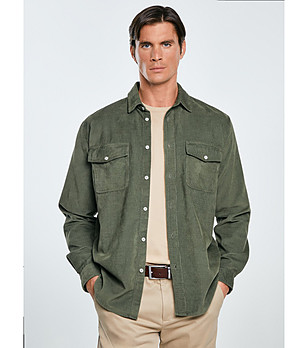 Мъжка памучна риза в зелен нюанс от кадифе CORDWIS снимка