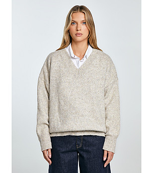 Пуловер с V-образно деколте в светлосив меланж VIOLINA снимка