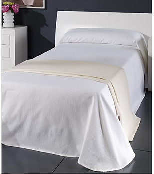 Покривало за легло UBEDA бяло 235x270 см снимка