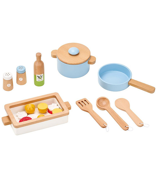Комплект с дървени тенджери и аксесоари за готвене снимка