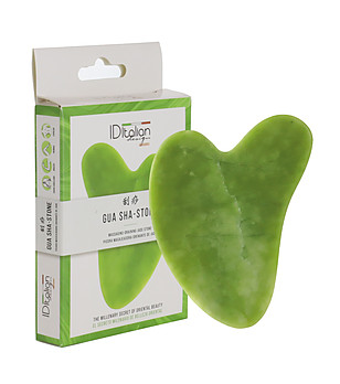 Гуа ша в зелено снимка