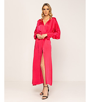 Дълга сатенена рокля с прилеп ръкав в циклама  снимка