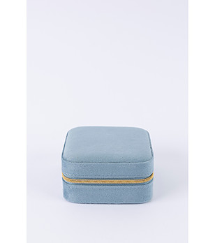 Синя велурена кутия за бижута снимка