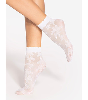 Бели къси чорапи с флорален десен Spring Vibes 15 DEN снимка