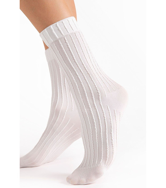 Бели чорапи 40 DEN с релефни райета BASICO снимка