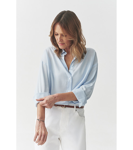 Светлосиня дамска риза с дълъг ръкав GARDIA снимка