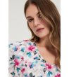Дамска блуза с принт на цветя-3 снимка