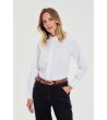 Бяла дамска риза с дълъг ръкав и декоративни капси-0 снимка