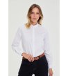 Бяла дамска риза с дълъг ръкав и декоративни капси-4 снимка