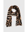 Дамски черен шал с животински принт-2 снимка