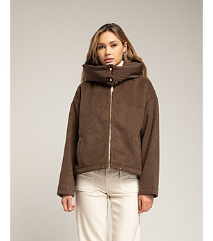 Кафяво яке с подвижна качулка снимка