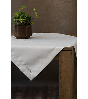 Бяла квадратна покривка със сребриста нишка 85x85 см снимка