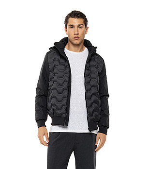 Черно късо яке с капитониран панел Ynk снимка