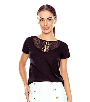 Черна блуза с дантелен горен детайл ANORA снимка