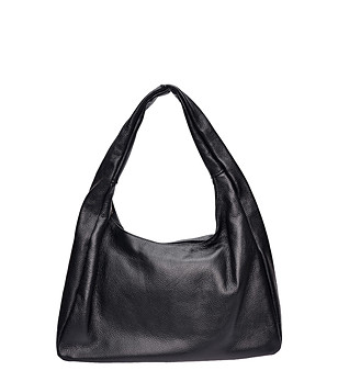 Черна чанта тип hobo  снимка