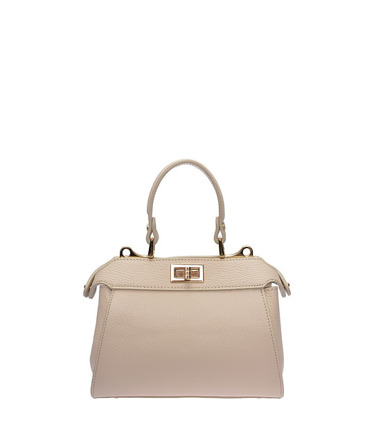 Бежова чанта с метални катарами  снимка