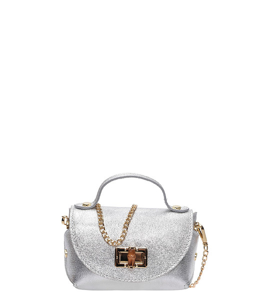 Сребриста чанта през рамо с верижна дръжка снимка